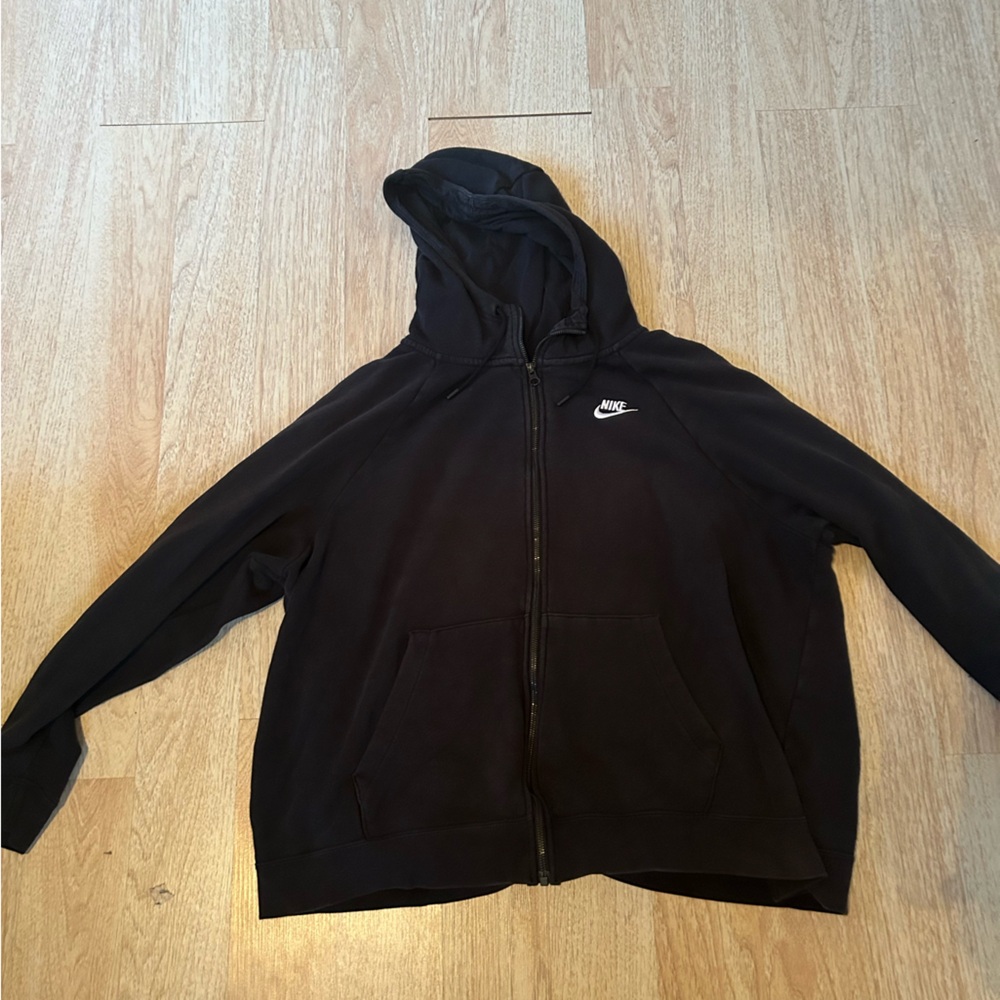 Black Nike Zipup